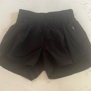 Lululemon black Shorts